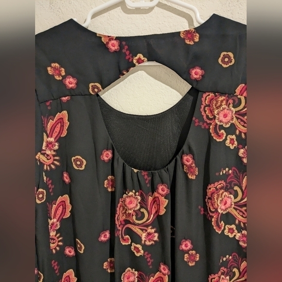 Eci Floral Embroidered 3/4 Sleeve Flowy Mini Dress Artsy Bohemian Feminine - Picture 9 of 11